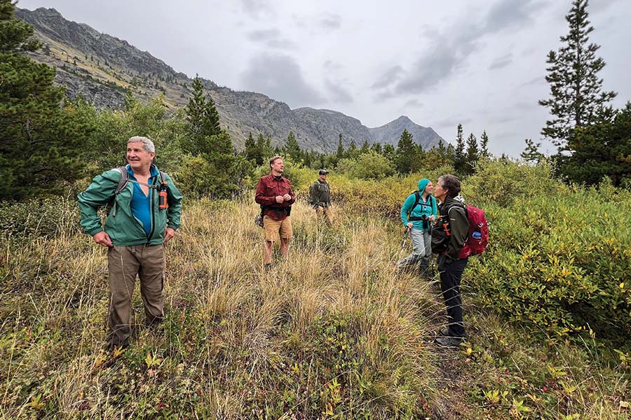 A great crew hiked the Autumn Creek West trail.